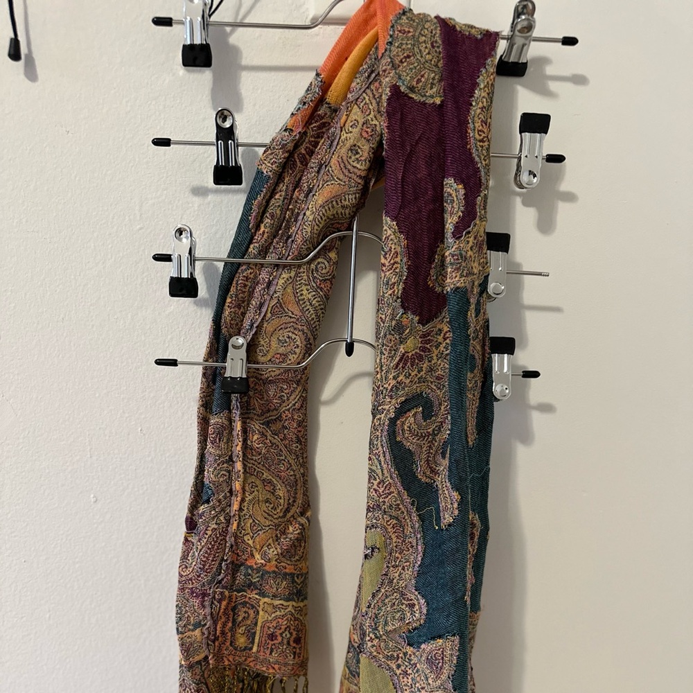 Colorful vintage Turkish Paisley Scarf! Nice quality!
